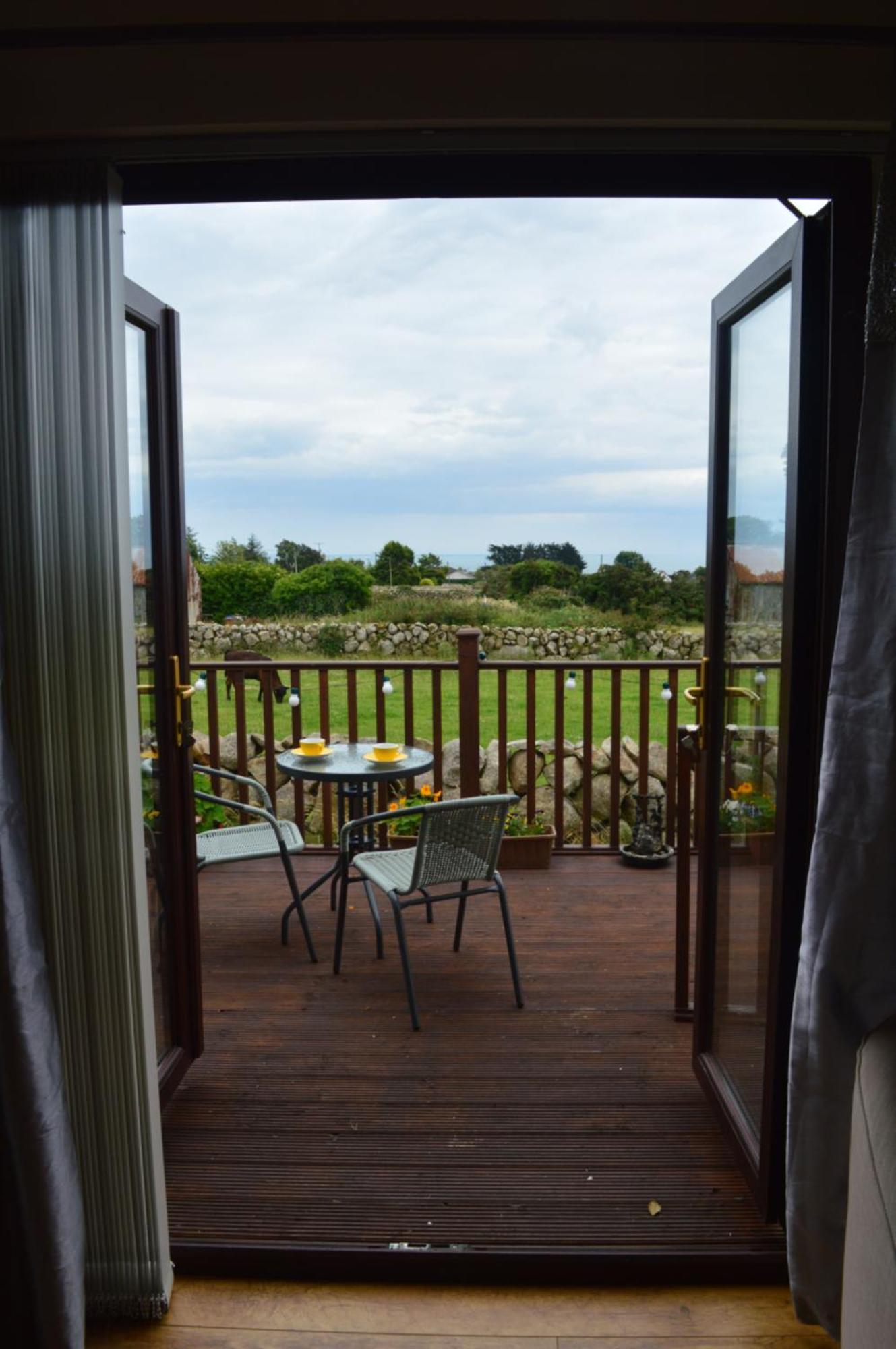 Carrick Cove Self Contained Accomodation With Private Decking Annalong Extérieur photo